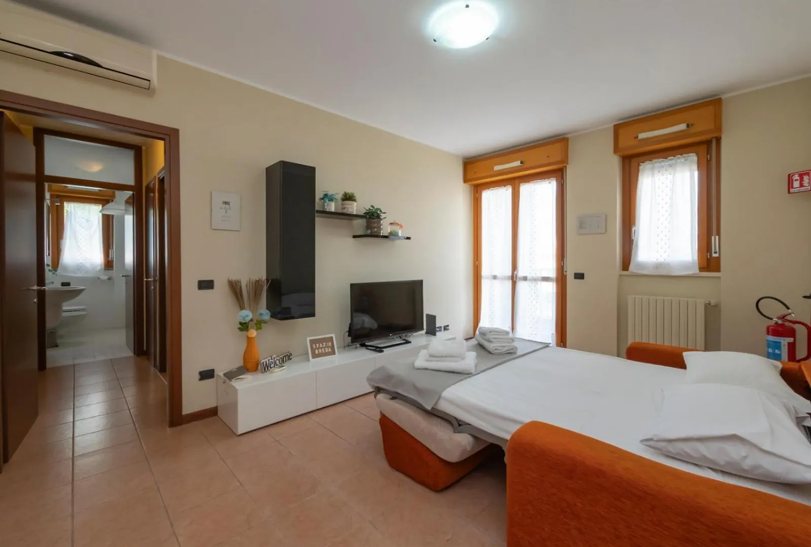 Spazio Breda - Free Garage, Metro M1, Balcony Apartment