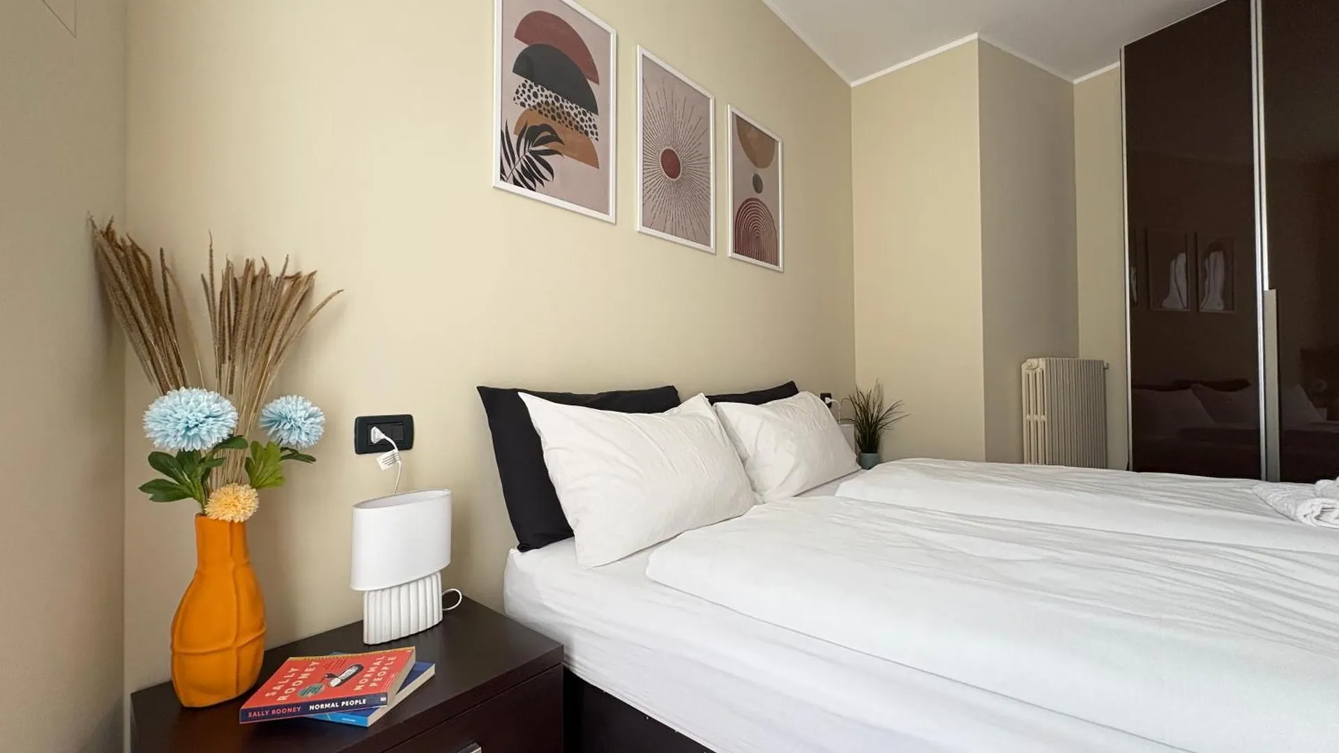 Appartement Spazio Breda - Free Garage - M1 Subway Milaan