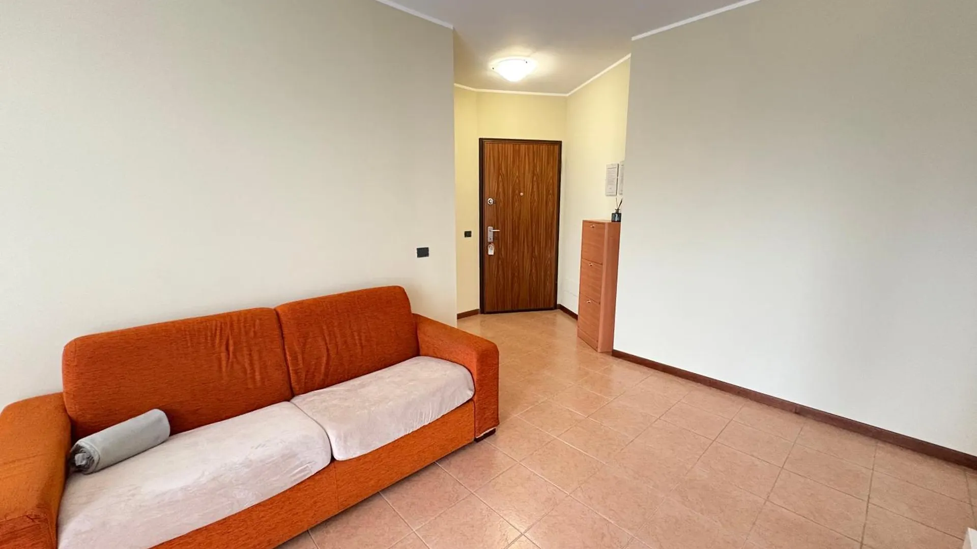 Spazio Breda - Free Garage, Metro M1, Balcony Milan