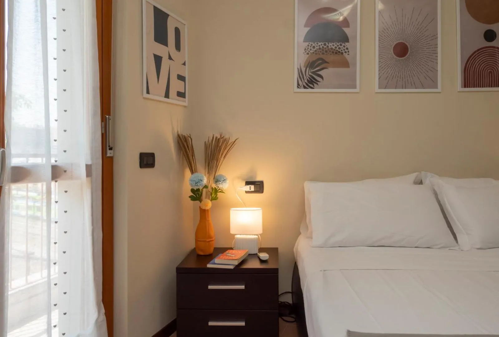 Spazio Breda - Free Garage, Metro M1, Balcony Milan Apartment